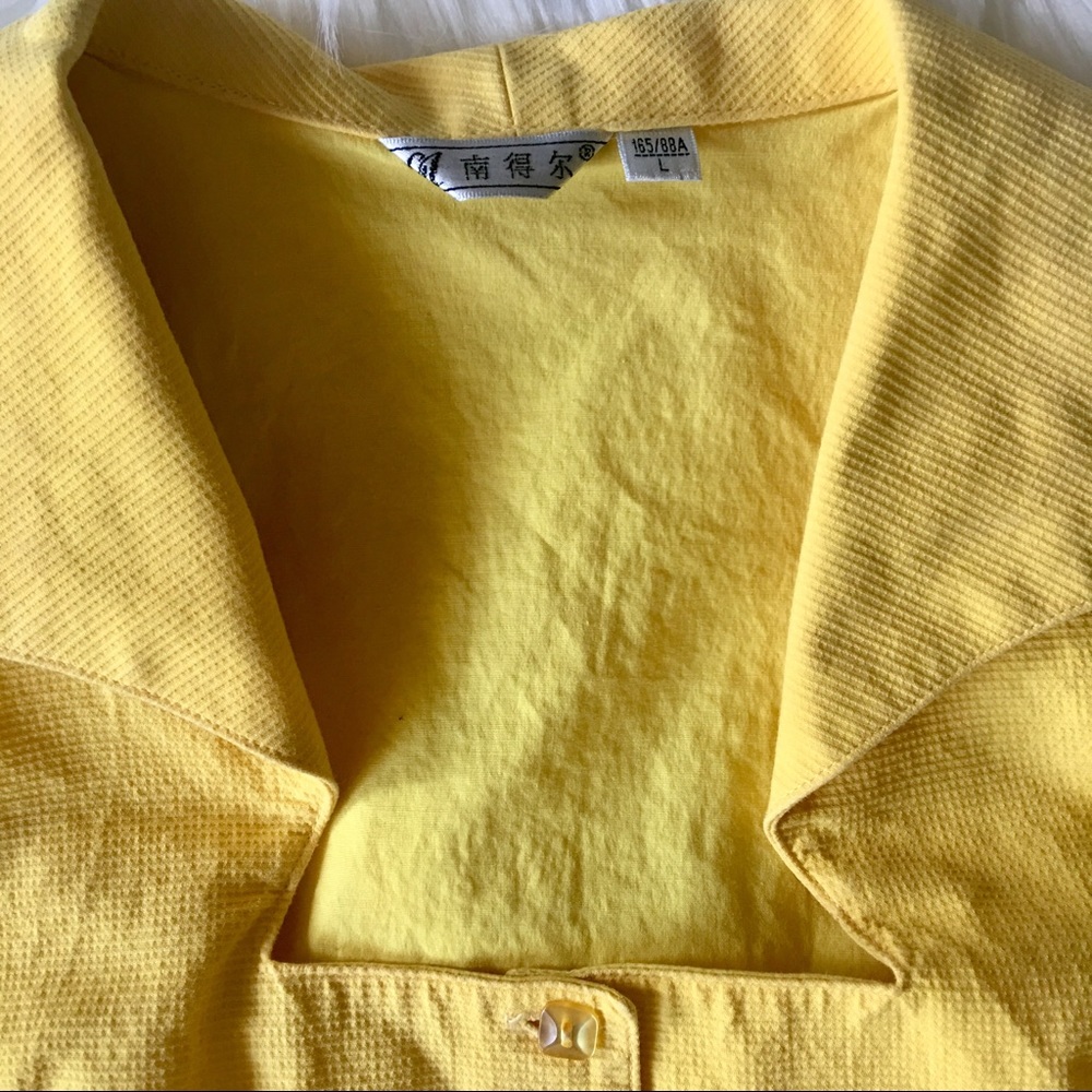 Unique Yellow Angled Collar Button-Up - image 2